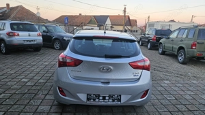 Hyundai i30 - imagine 6