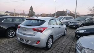 Hyundai i30 - imagine 7