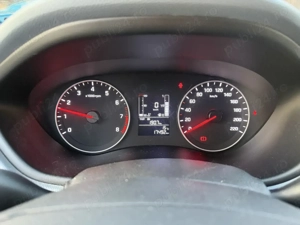 Hyundai i20 an fabricație 2018 - imagine 6