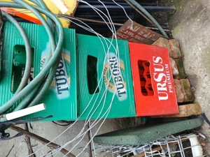 Casete bere goale in stare bună. 