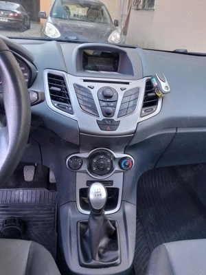 Ford Fiesta an fabricatie 2009 - imagine 4