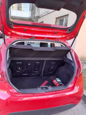 Ford Fiesta an fabricatie 2009 - imagine 3