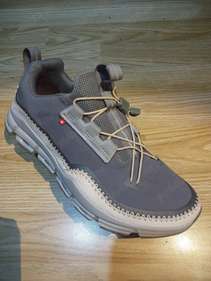 nr 43 On Cloudaway, adidasi alergare 