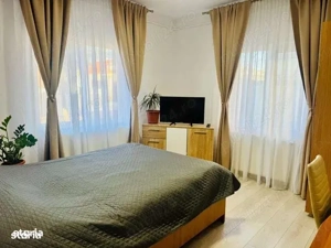 Casa de vanzare 10 camere  Eforie Nord - imagine 8