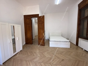 Apartament Patrimonial 150 mp | Balcon cu vedere directa spre Piata Victoriei - imagine 7