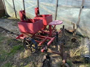 Vând accesorii tractor 