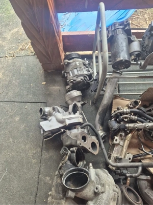 Vand piese motor BMW seria 7 2012 - imagine 3