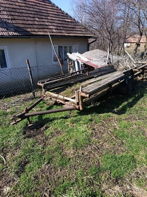 vând cărucior tractor