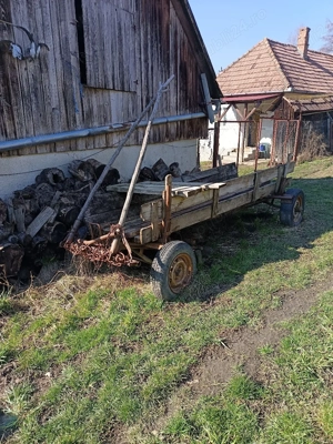 Vând căruță ștraif