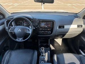 Mitsubishi Outlander Phev - imagine 6
