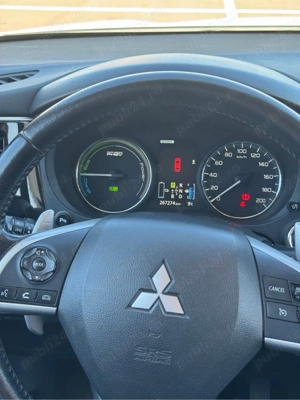Mitsubishi Outlander Phev - imagine 9
