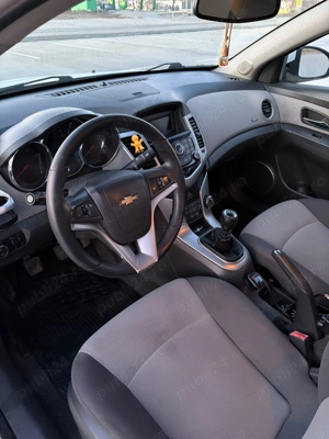 Chevrolet Cruze, 1.8 benzina, LT, cutie manuala, 141 cp - imagine 5