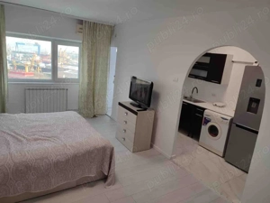 Garsonieră premium renovată cu vedere la mare și port   39 mp utili | Strada Traian, bloc K4