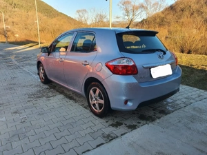 Toyota Auris Hybrid 2011 - imagine 3