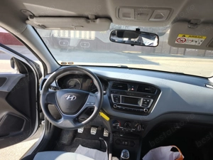 hyundai i20 cross active 1.4d 2017 - imagine 8