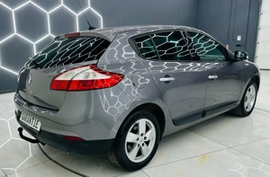 RENAULT MEGANE - imagine 4