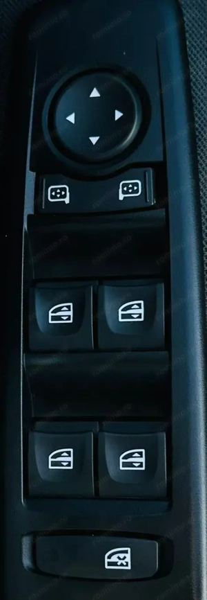 RENAULT MEGANE - imagine 11