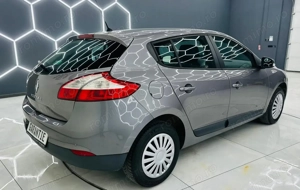 RENAULT MEGANE - imagine 4