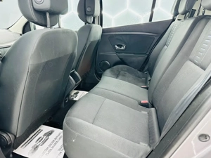 RENAULT MEGANE - imagine 14