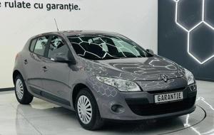 RENAULT MEGANE - imagine 2