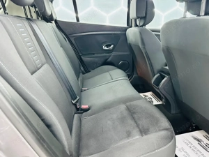 RENAULT MEGANE - imagine 7