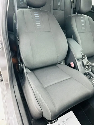 RENAULT MEGANE - imagine 20