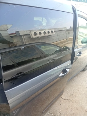Ușă laterală Ford Tourneo Courier 2018  10 Fotografii; Lei 900 - imagine 6