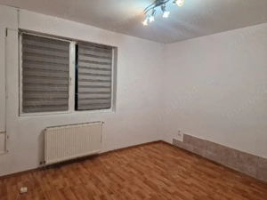 P.F. VAND spatiu comercial in Floresti zona str. cetatii 50mp - imagine 2