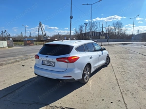 Ford Focus 2021 - imagine 3