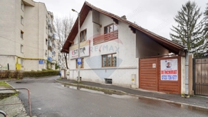 Casă / Vilă cu 9 camere de închiriat în zona Centrul Civic!