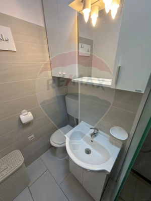 Garsoniera modernă în zona UTA - imagine 5