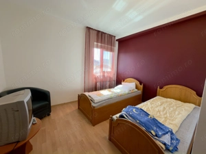 Casă / Vilă 8 camare cartier Beverly Hills Sanmartin - imagine 11