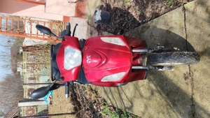 Triciclete electrice bătrâni sau persoane cu dizabilități 