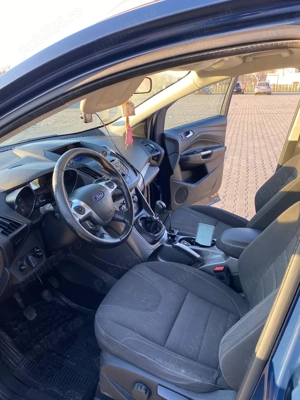 Ford Kuga benzina - imagine 5