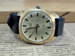 Vand Ceas mecanic pentru barbati Poljot 2614, cadran auriu, fabricat in jurul anului 1970