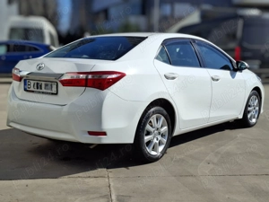 Vand Toyota Corolla cu pilot automat + 2 revizii gratis  - imagine 6