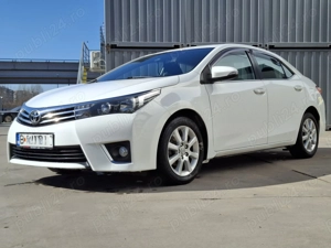 Vand Toyota Corolla cu pilot automat + 2 revizii gratis  - imagine 7