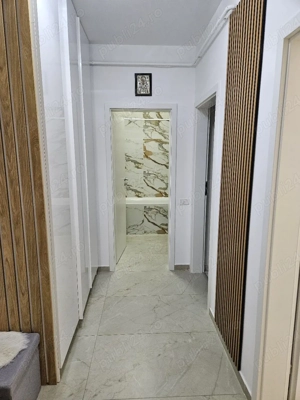 PROPRIETAR, vând apartament cu două camere decomandat ,sector 4 - imagine 4