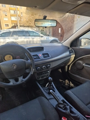Renault megane 3 1.6 benzina 2009 funcționează perfect 1600 euro pret fixx - imagine 3