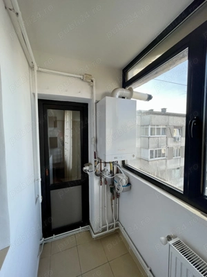 Apartament de 2 camere, decomandat, complet utilat, centrală termică proprie - imagine 8