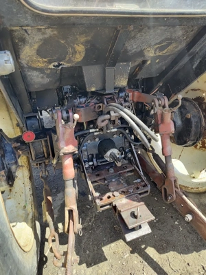 Tractor UTB 640 dtc 4x4 64 de cai - imagine 4