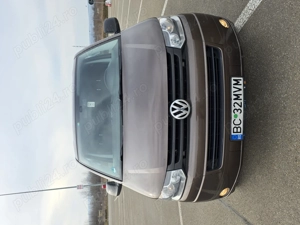 Vând Volkswagen Transporter T5 