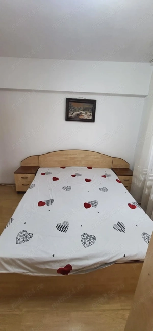 Ofer spre închiriere un apartament cu 2 camere Sector 2.
