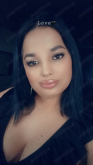 buna mă numesc adelina