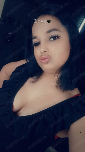 buna mă numesc adelina