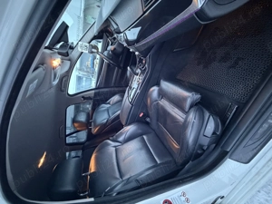 BMW F11 520d, 184cp. - imagine 5