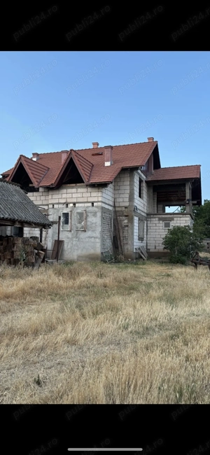 Ferma de vânzare 8 hectare în orașul Pecica jud Arad - imagine 3