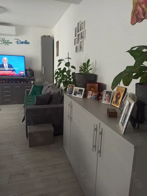 Proprietar vând apartament 2 camere+2 locuri de parcare  - imagine 3