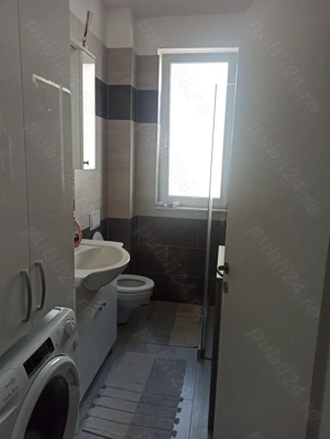 Proprietar vând apartament 2 camere+2 locuri de parcare  - imagine 8