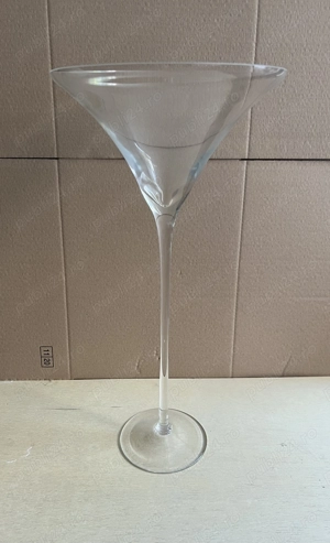 Vaza cupa Martini -inaltime 50 cm din sticla.